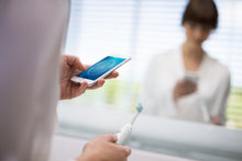 Charger l'image dans la galerie, Philips Sonicare - DiamondClean Smart 9300 Rechargeable Toothbrush