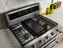 Charger l'image dans la galerie, KitchenAid - 6.7 Cu. Ft. Self-Cleaning Freestanding Double Oven Electric Convection Range