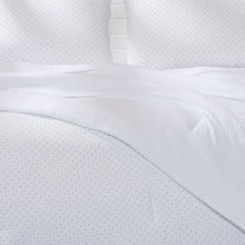 Charger l'image dans la galerie, E. Jay Bedding Co Reversible Microfiber Polka Dot Comforter Set - White
