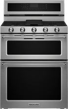 Charger l'image dans la galerie, KitchenAid - 6.7 Cu. Ft. Self-Cleaning Freestanding Double Oven Electric Convection Range
