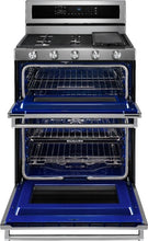 Charger l'image dans la galerie, KitchenAid - 6.7 Cu. Ft. Self-Cleaning Freestanding Double Oven Electric Convection Range
