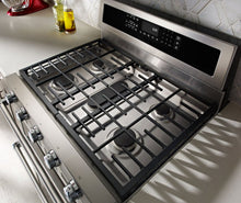 Charger l'image dans la galerie, KitchenAid - 6.7 Cu. Ft. Self-Cleaning Freestanding Double Oven Electric Convection Range
